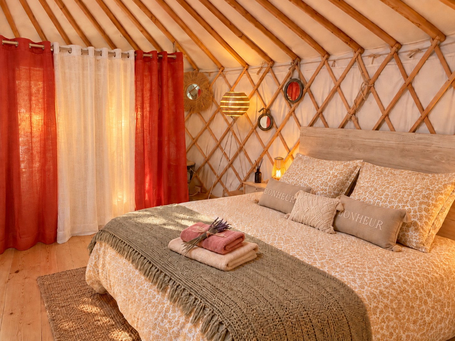 La chambre de la yourte — agrandir la photo